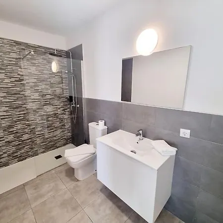 Pequeno Bungalow Firt Line Of The Sea Апартаменты Коста-Тегисе