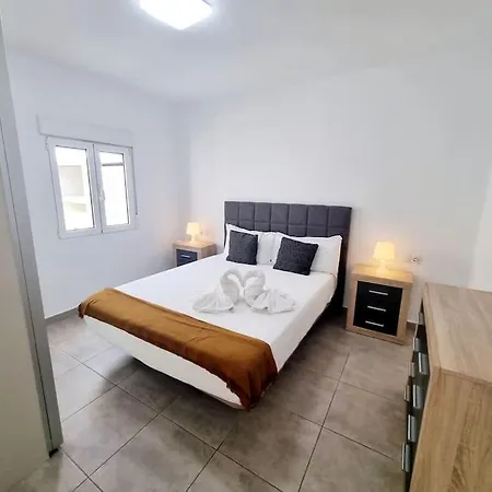 Pequeno Bungalow Firt Line Of The Sea Коста-Тегисе