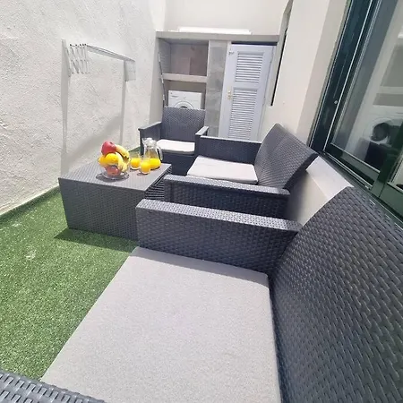Pequeno Bungalow Firt Line Of The Sea Апартаменты *