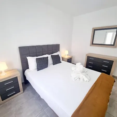 Pequeno Bungalow Firt Line Of The Sea *